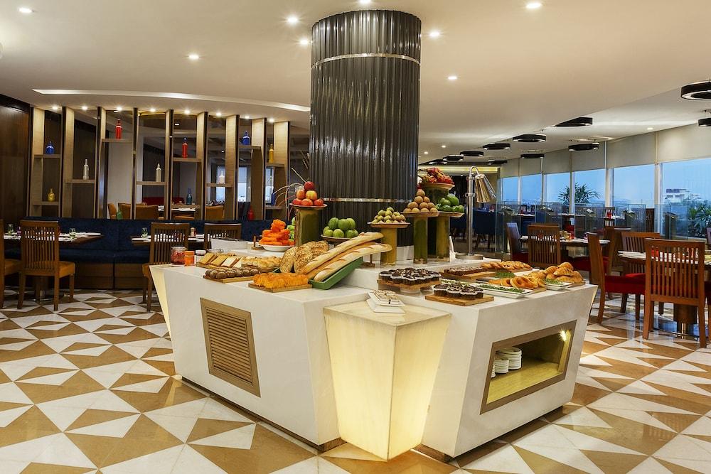 Sarovar Portico Outer Ring Road Bangalore Exterior foto